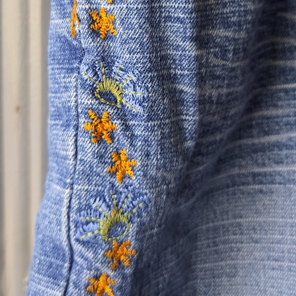 Vintage Y2K Embroidered Bootleg Crop Apollo Jeans sz 15/16 - Picture 4 of 13